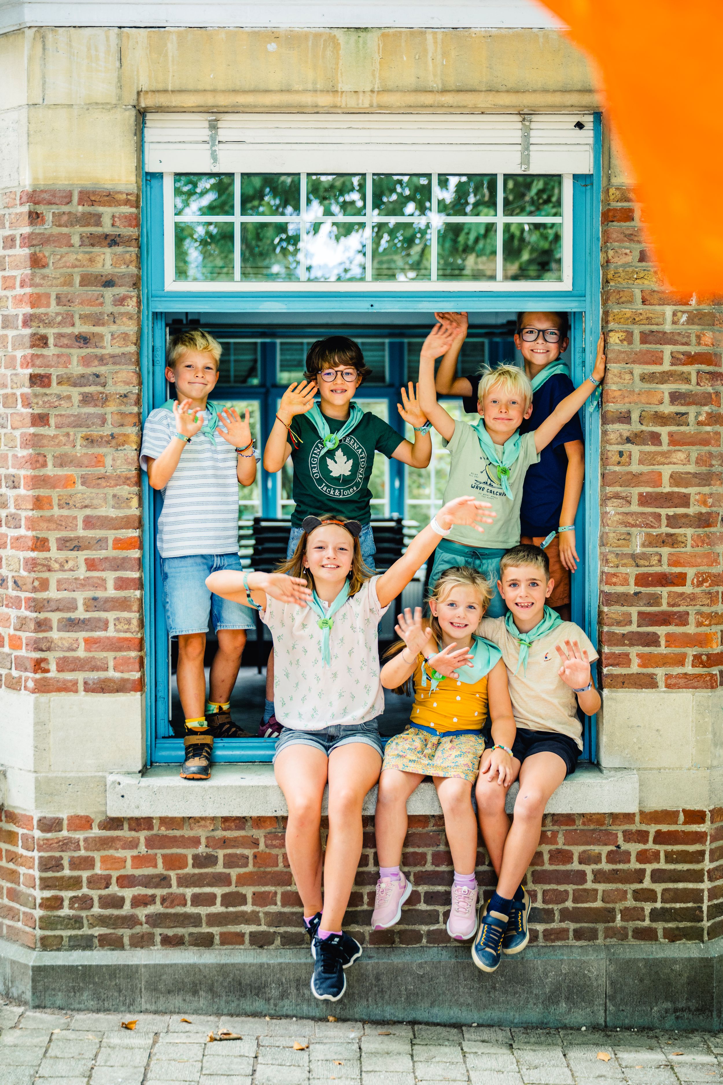 Kazou_2026_0910_zwaaien